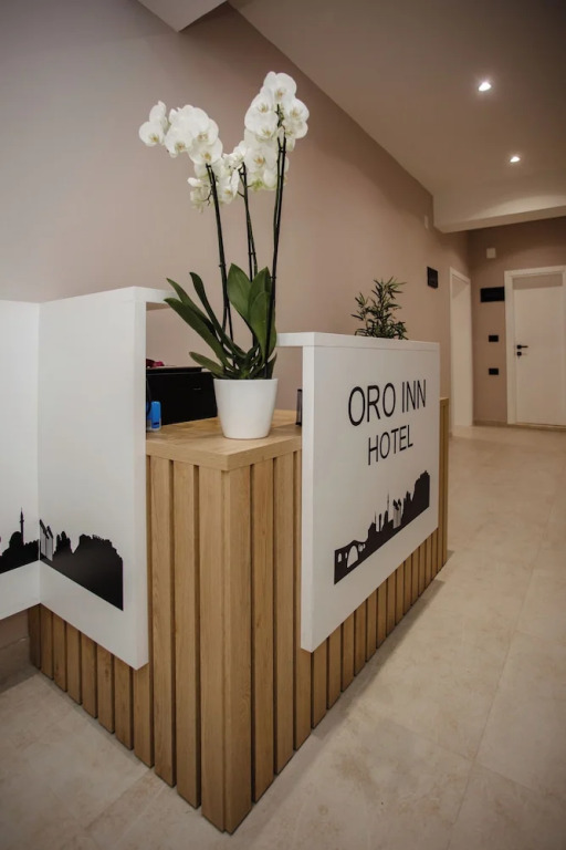 Oro Inn Hotel