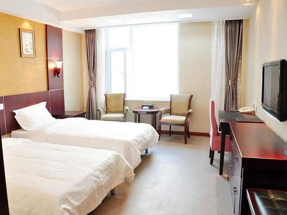 Huayu Hotel