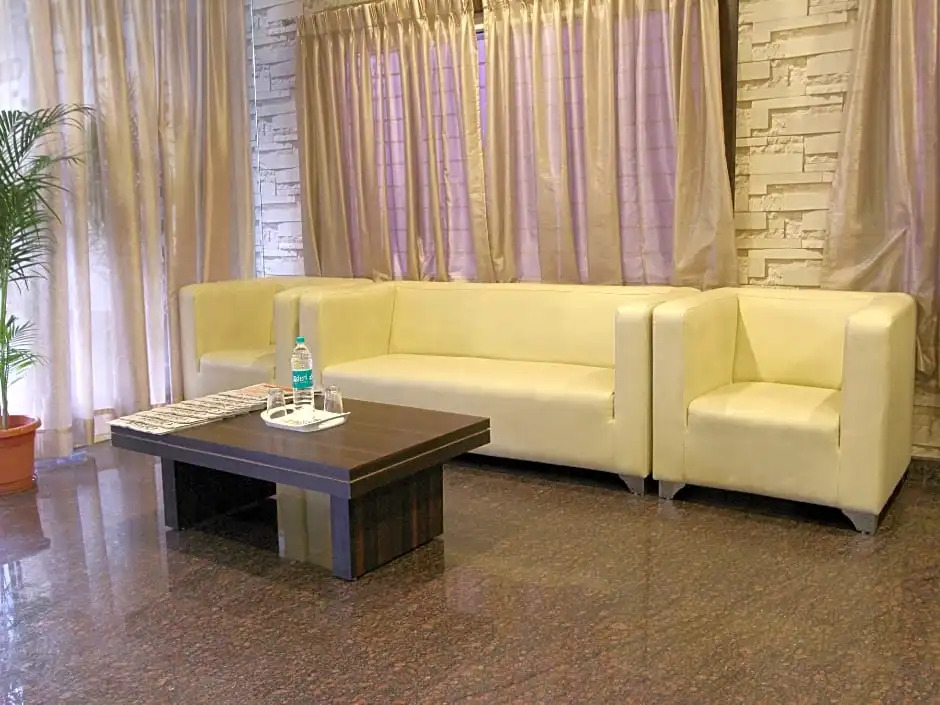 OYO 14520 Habitat Hotel & Suites