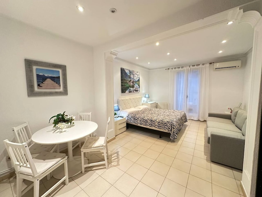 Rooms Consell de cent