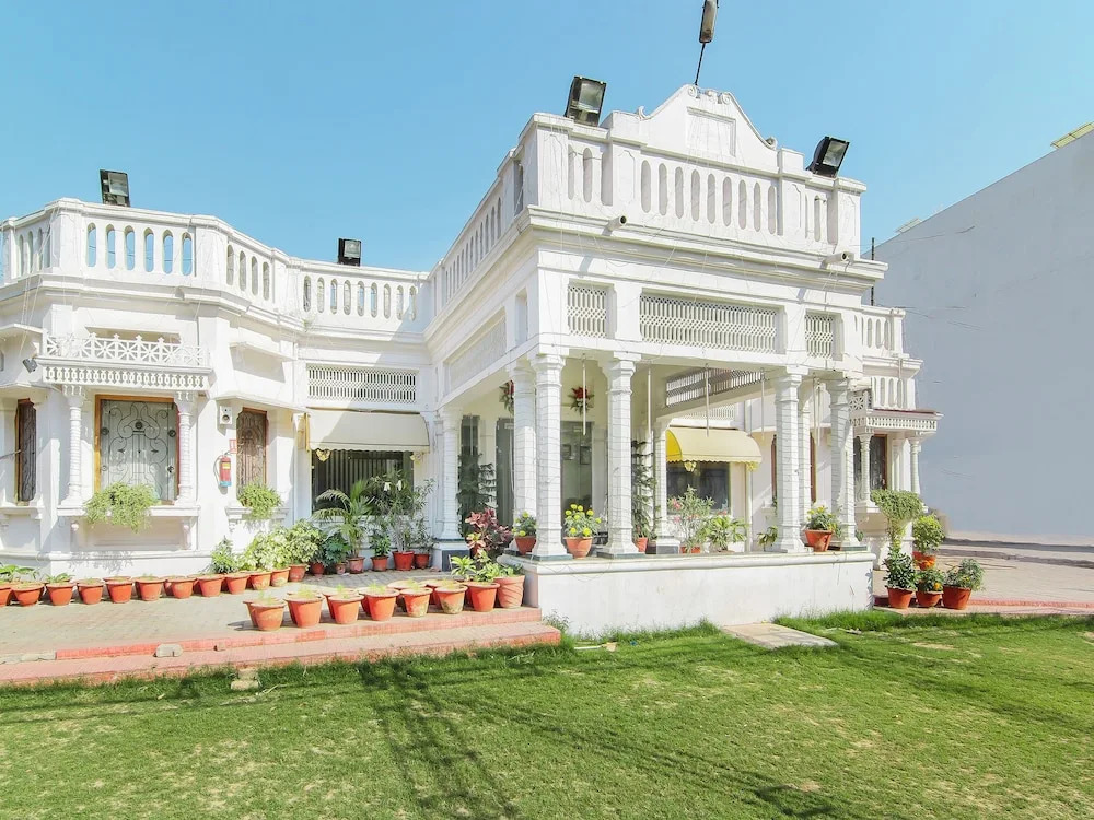 Prayag Holidays By OYO Rooms