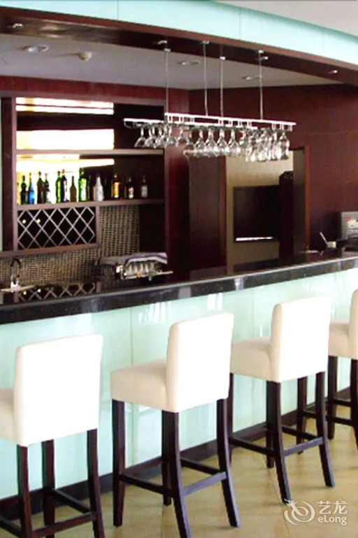 Qingdao Airport Hotel