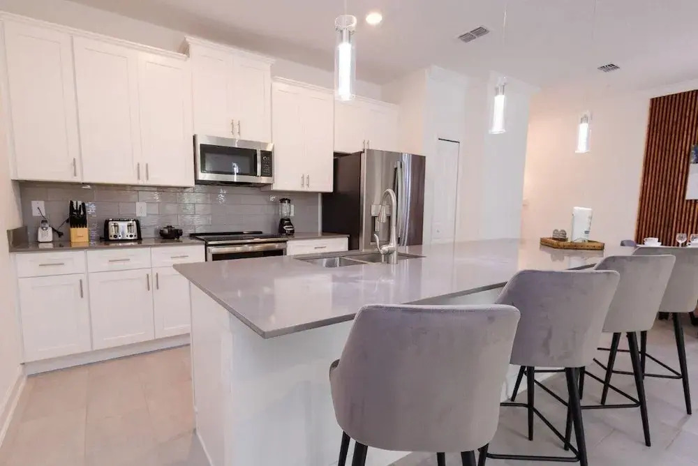 2489 RT - Ultimate Townhome Oasis With Pool