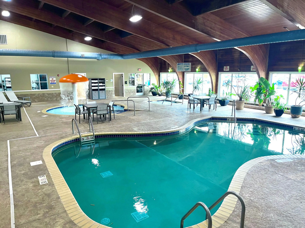 Holiday Inn Detroit Lakes - Lakefront by IHG