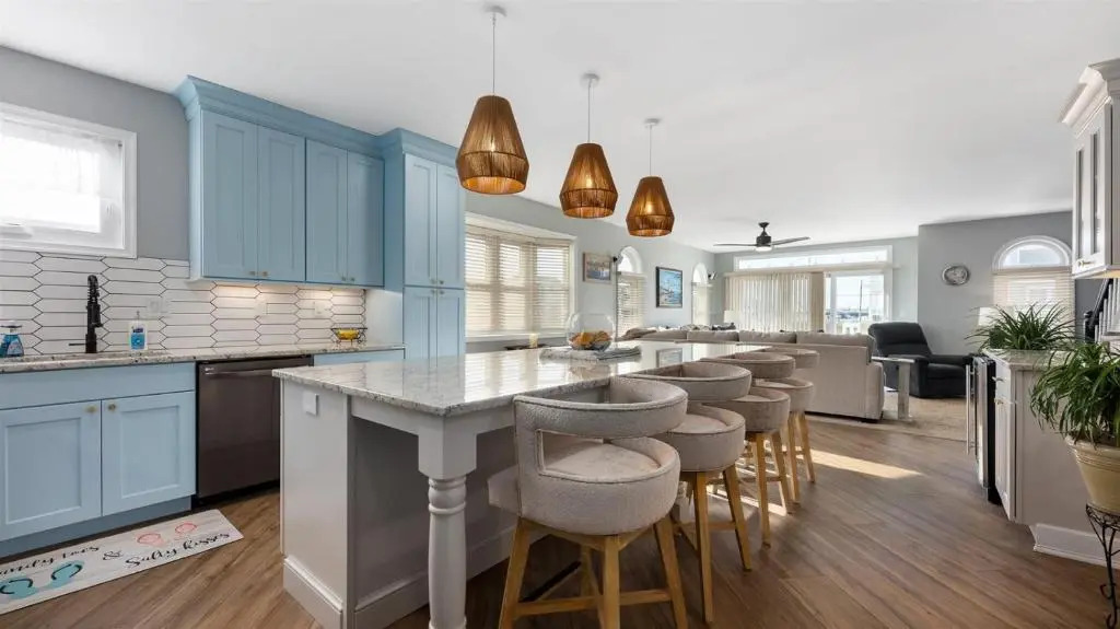 355 E 24th Ave, Unit 1