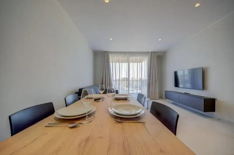 Mayfair by Premier Suites MT