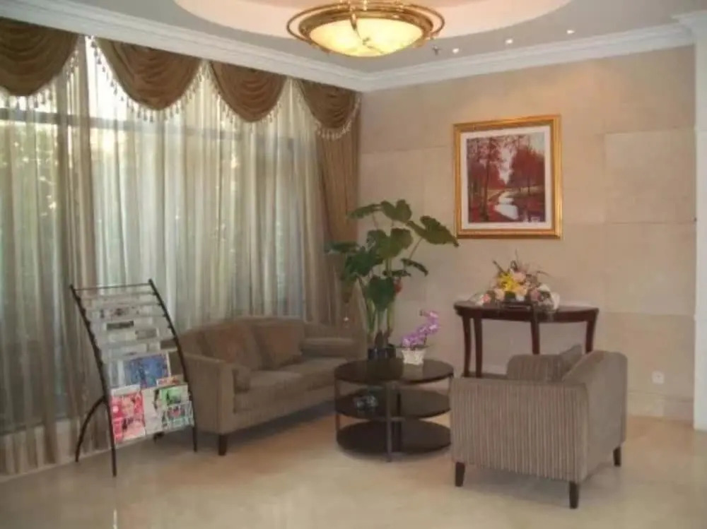 BaiJiaCheng Business Hotel