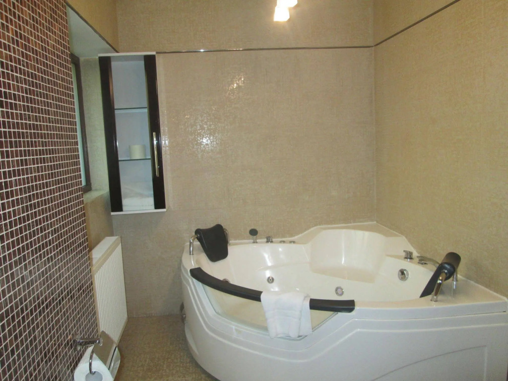 Hotel Dumbrava