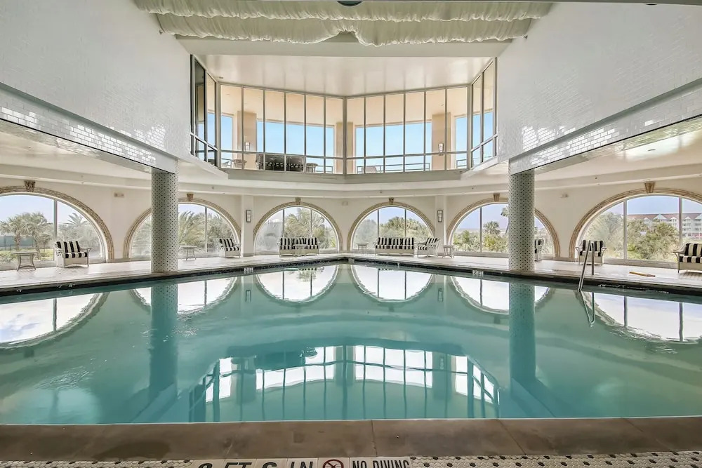 Western Waves by Ryson Vacation Rentals