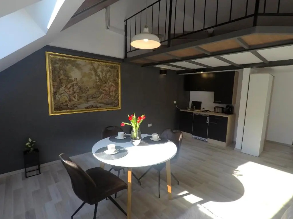 Savoya nr2 Loft Studio Old City Center Self check-in Workspace