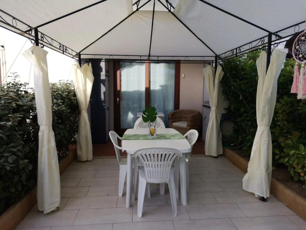 ValeValeHome - fully equipped kitchen, reserved parking, big garden