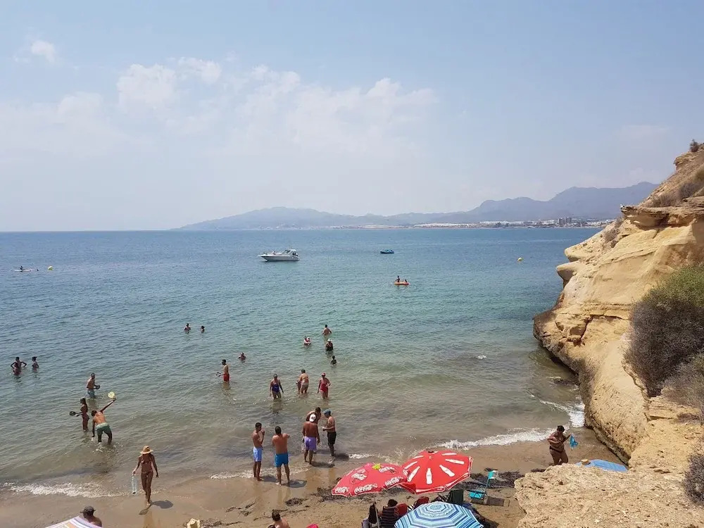 Tu hogar tranquilo a 30m de la playa