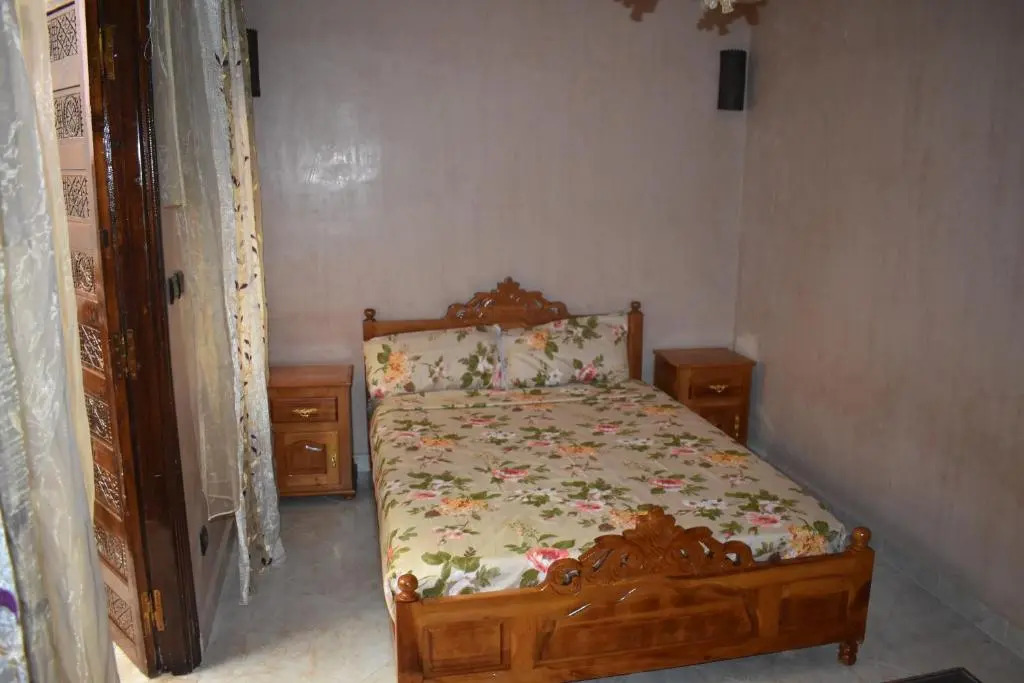 Riad Alaoui 135 with swimming pool and free parking
