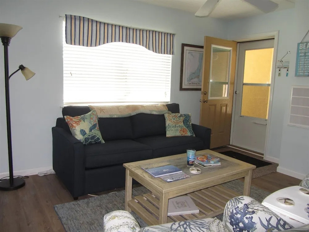 Horizontal In Hatteras 2 Bedroom Condo