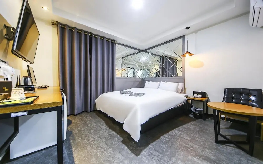 Wonju Two Days Hotel