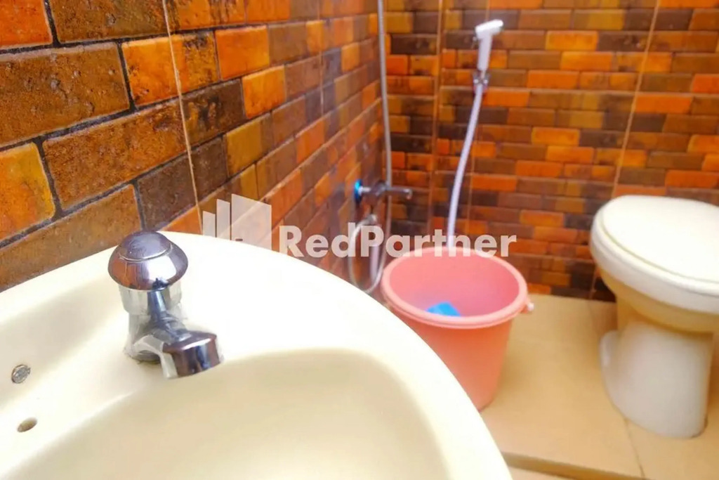 Guest House Bibong Makassar Mitra RedDoorz