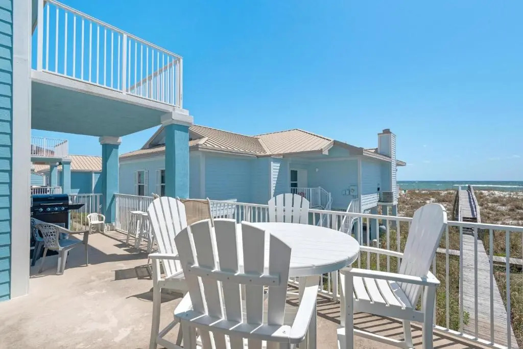 Portside Villas unit 13