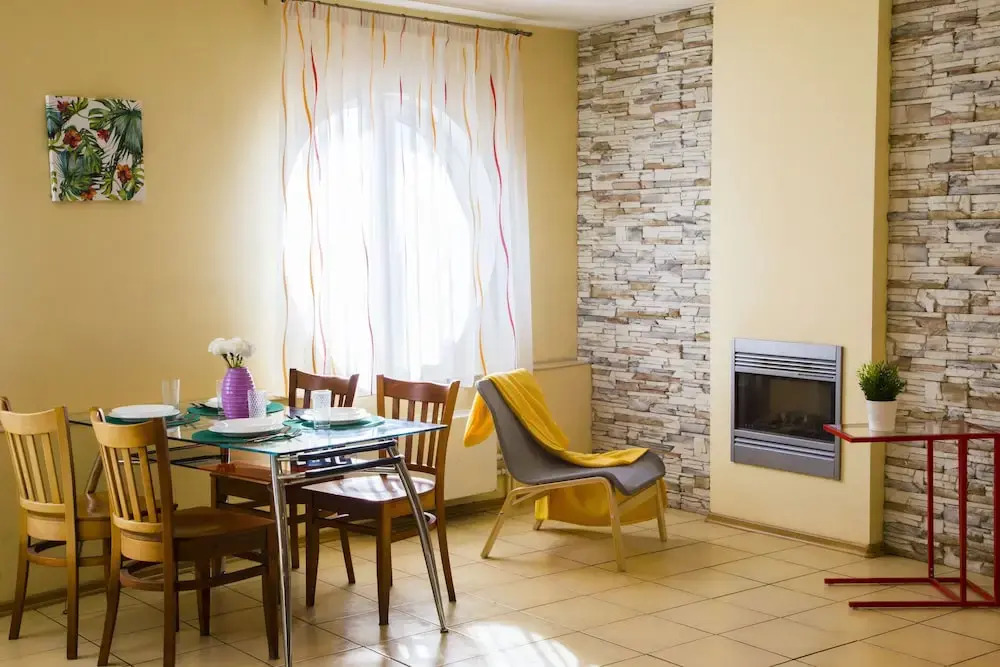 Апартаменты на ул. Декабристов, 116 / Apartments Rent-Service on str. Dekabristov, 116, f. 75