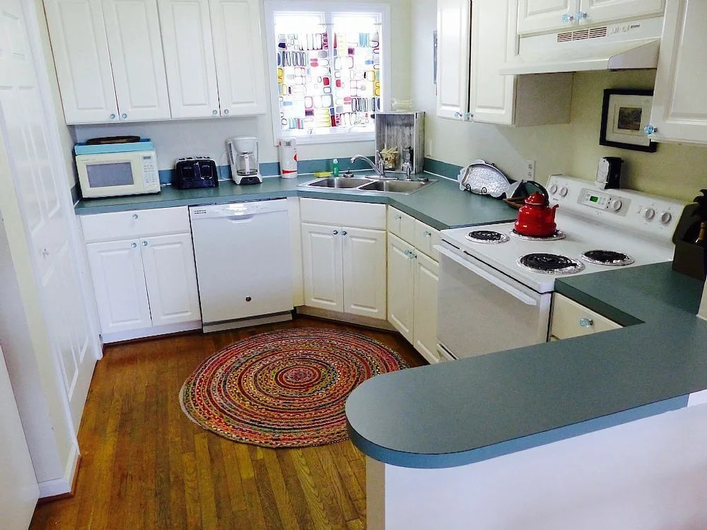 A Salty Escape 2 Bedrooms 2 Bathrooms Condo