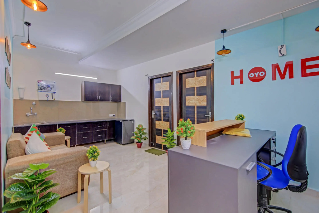 OYO Townhouse Saket Residency 1 Delhi