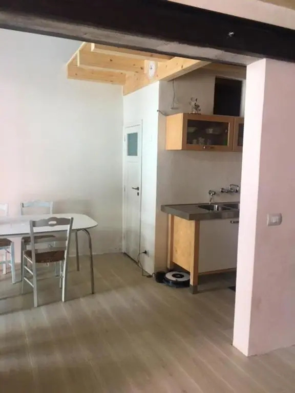 House with one bedroom in Pozzallo with balcony 500 m from the beach