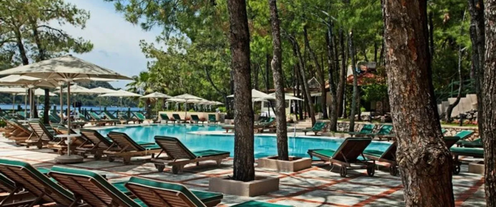 Marti Hemithea Hotel