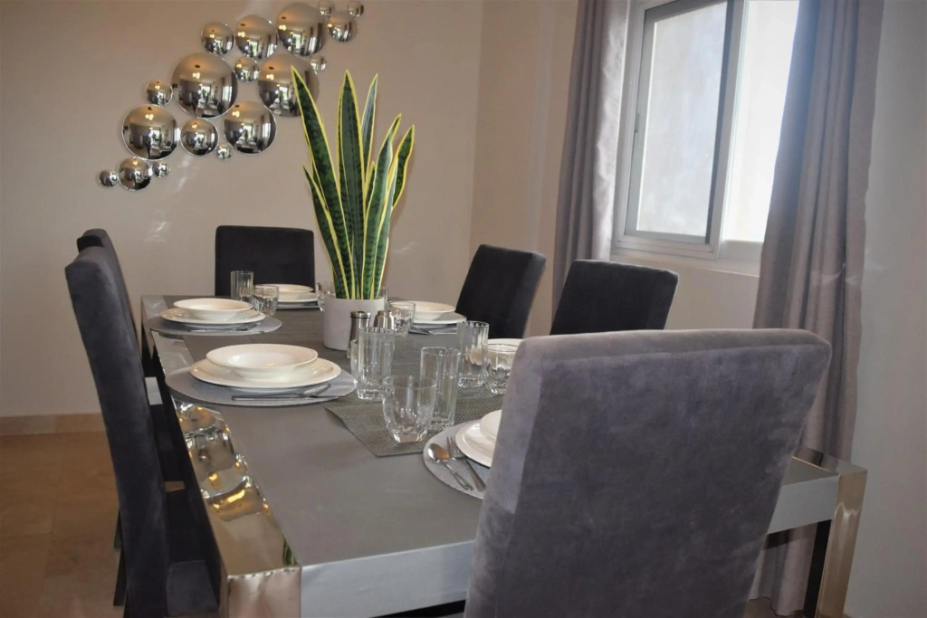 Montecito Apartments