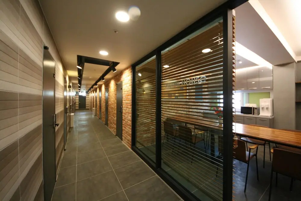 Anam House