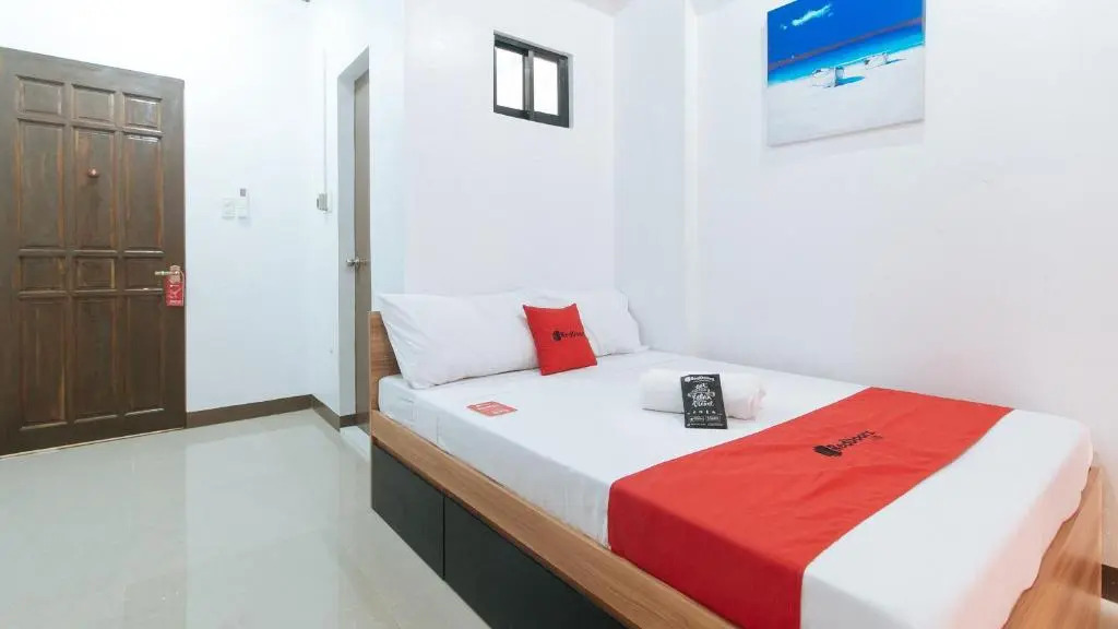 RedDoorz Near Iloilo International Airport