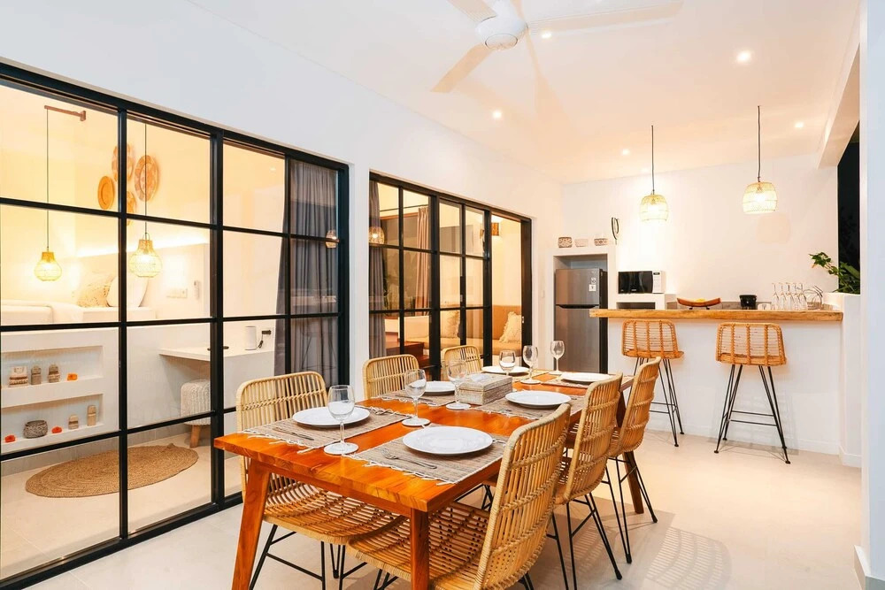 Villa L at Seseh - 2BR Private Luxury Oasis next to the Beach