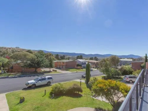 Acacia 5 2 Kirwan Close