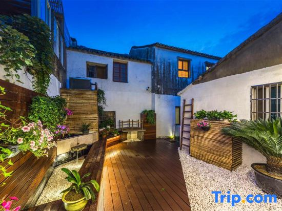 Tongli Qingyan · Shangpin Courtyard Riverside Vacation Apartment