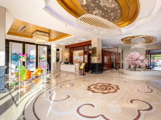 Ledong Baolong Hotel