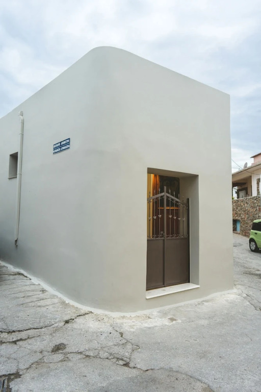 Aesthisis Sensational Accommodation Archangelos