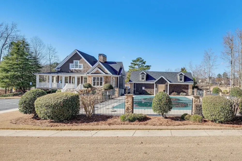 Near Atl! Spacious Townhome w/ Patio & WFH Setup