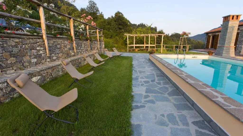 VILLA ARBEIO 8&6 Emma Villas