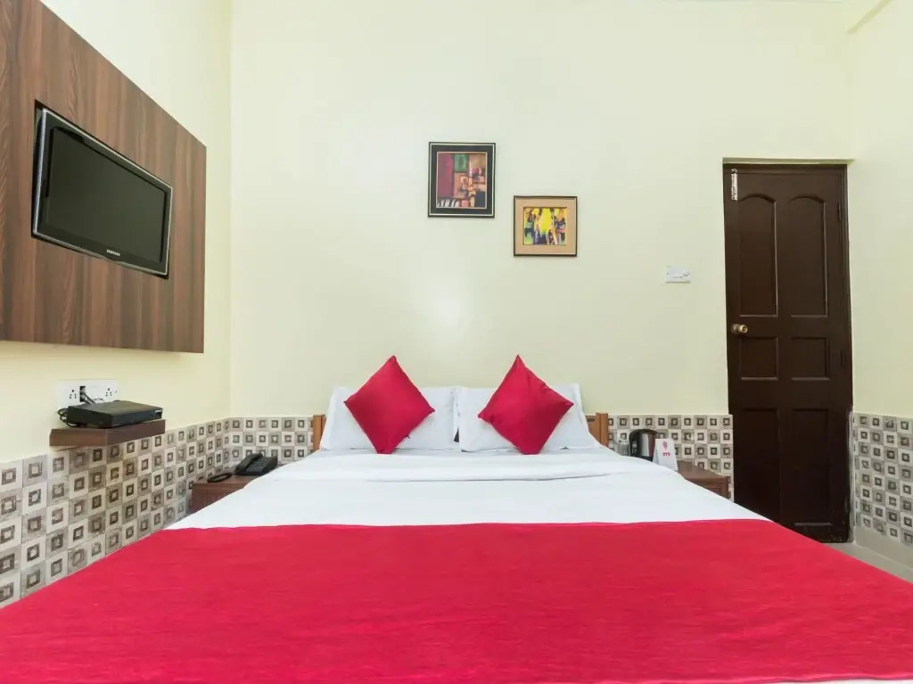 FabExpress Gallivant Guest House