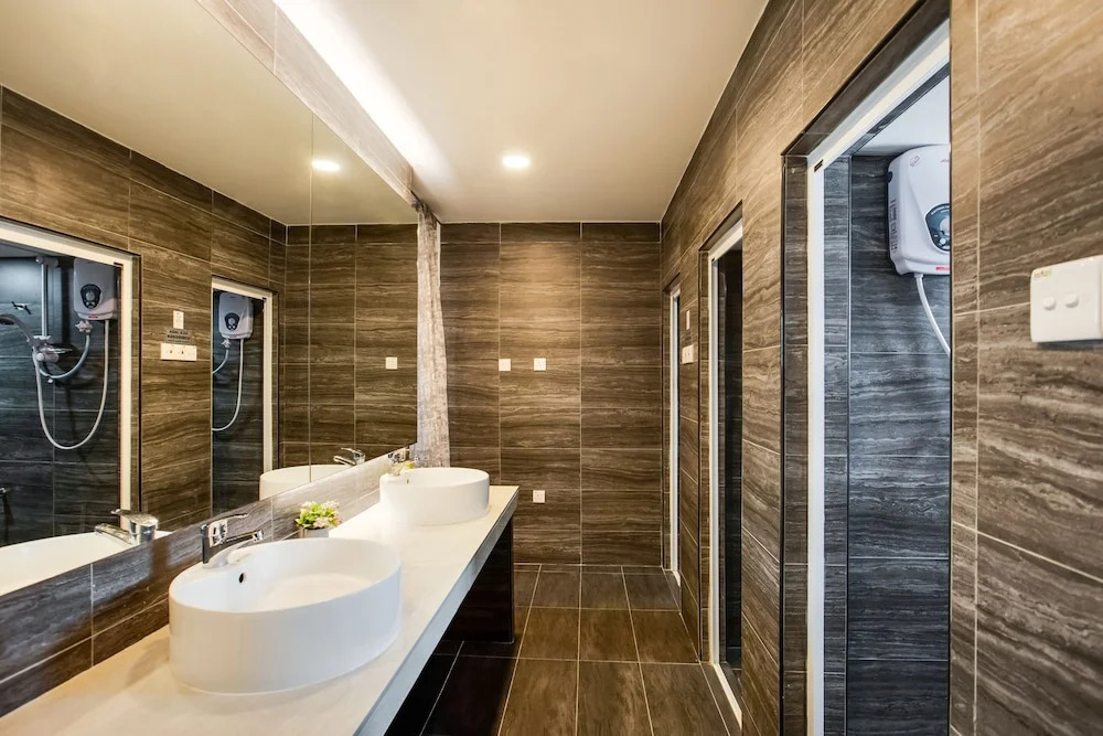 Oyo 89659 Jom Hotel