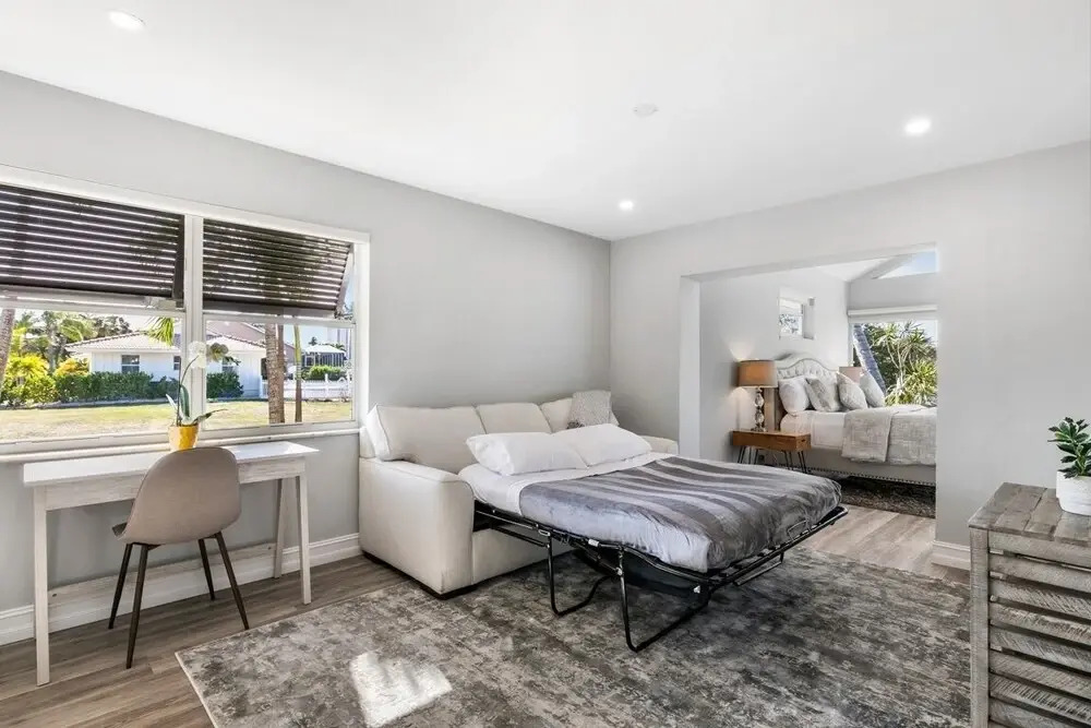Barcelona Ct. 483, Marco Island Vacation Rental 5 Bedroom Home by Redawning