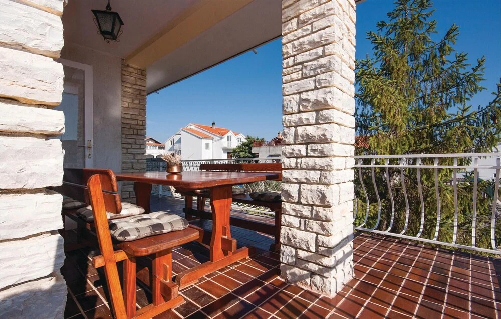 Amazing Home in Vodice With Wifi and 1 Bedrooms