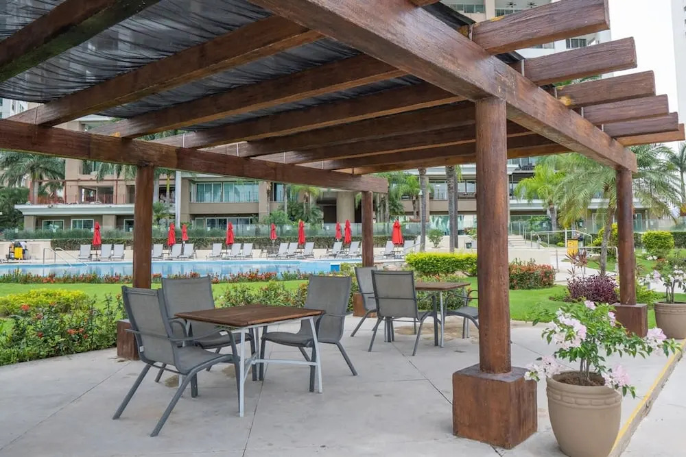 Ocean Front Condo 1 Bedroom 3 Beds 2 Bathrooms