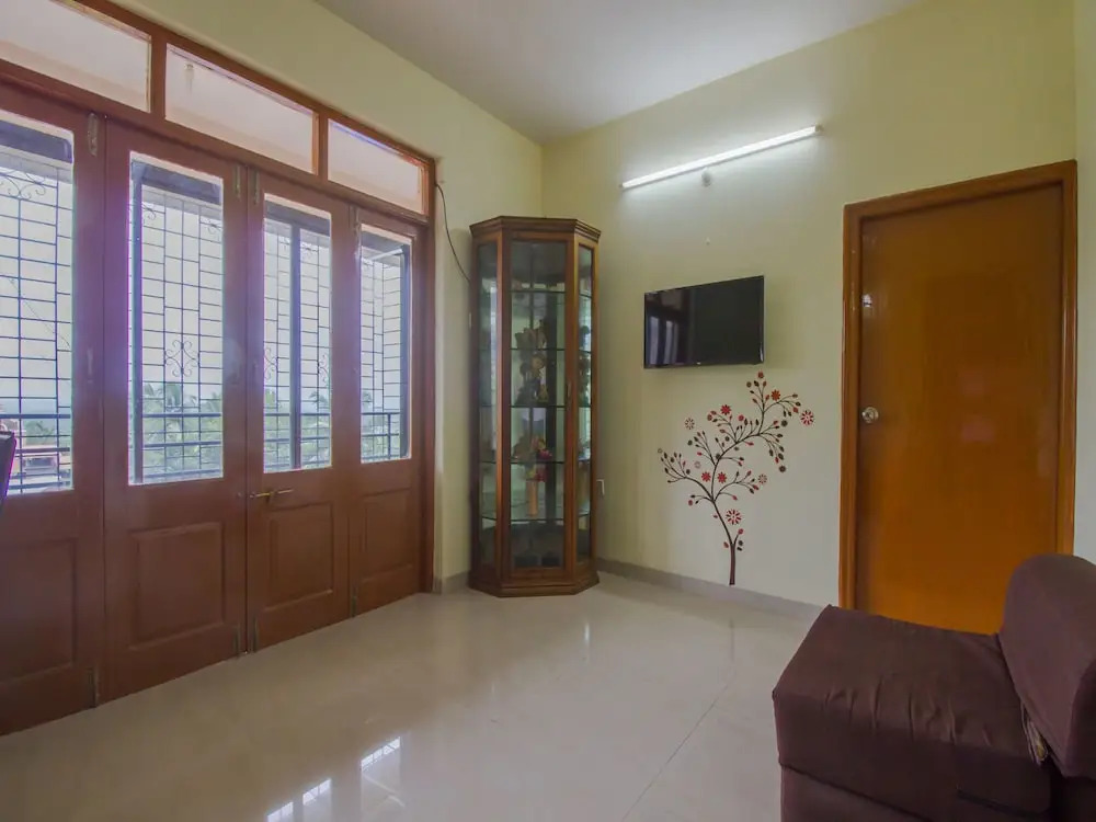 OYO 17019 Home Peacefully Studios Calangute