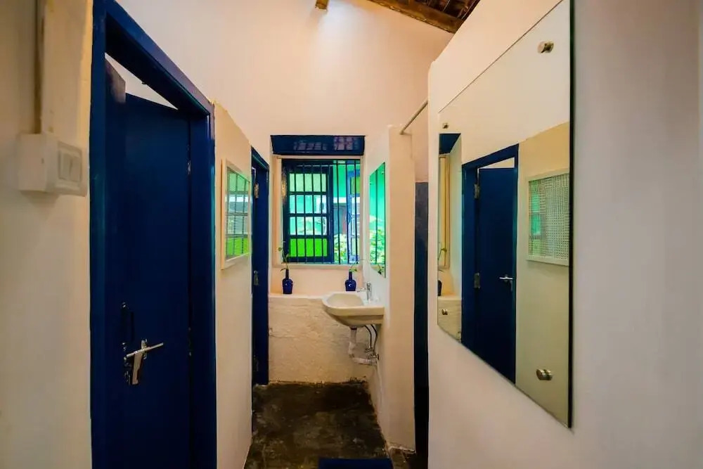 OYO 10868 Home Villa Calangute Beach