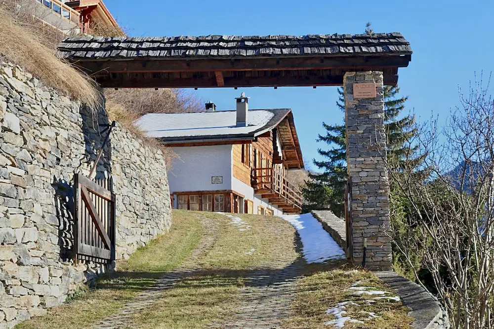 Beautiful Chalet for 10 People in Vercorin