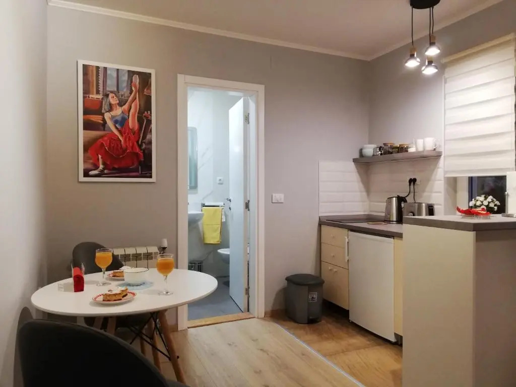 ZeMoon Apartment