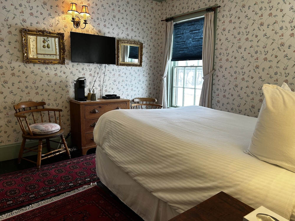Garrison House Inn
