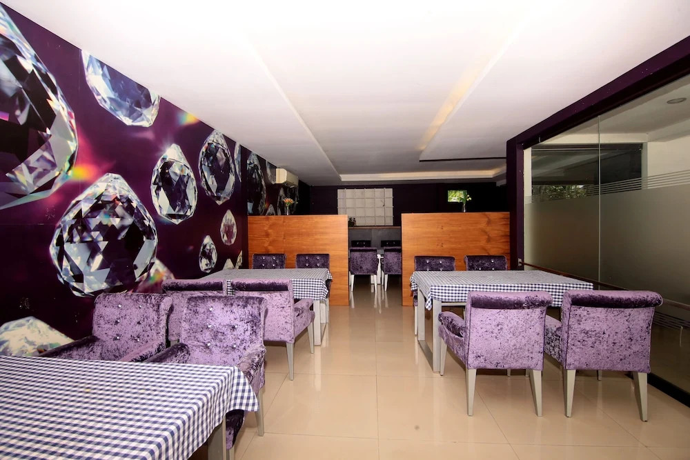 Super Collection O Kalady Near Airport