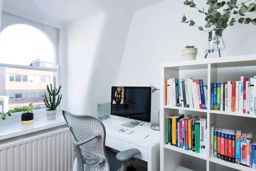1 Bedroom Apartment In Vibrant Putney