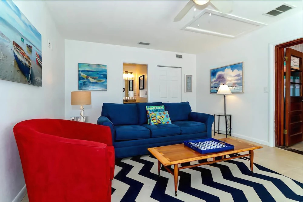 Paradise Cottage 2 Bedrooms 2 Bathrooms Home
