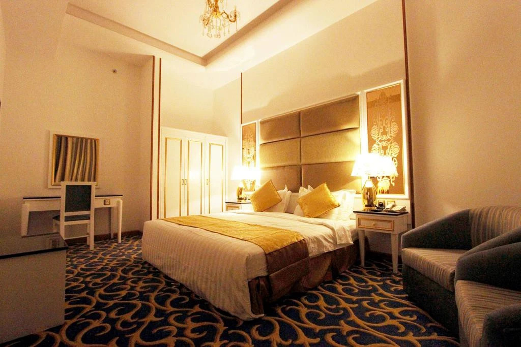 Platinum Al Khamseen Serviced Apartments